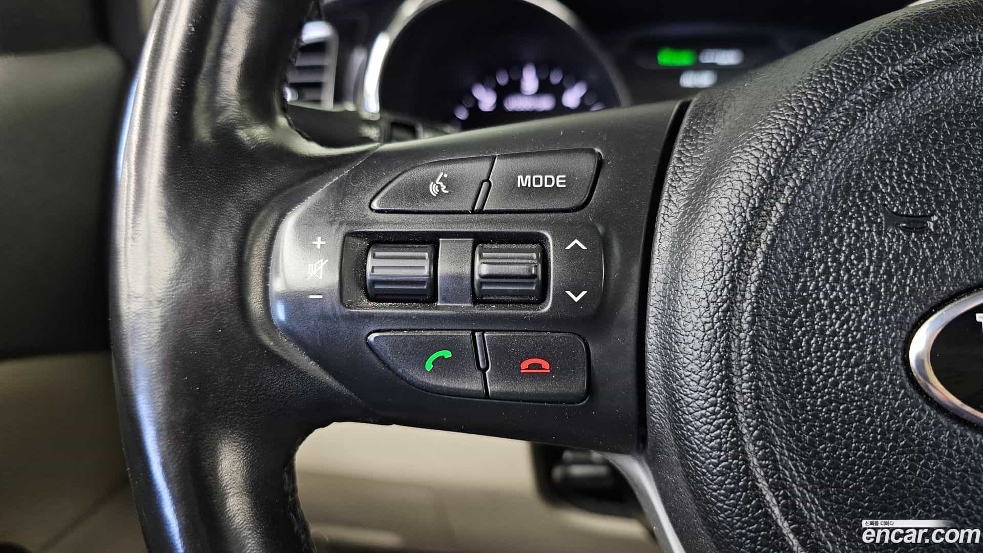 Canival Kia 2018.1-INNER-036