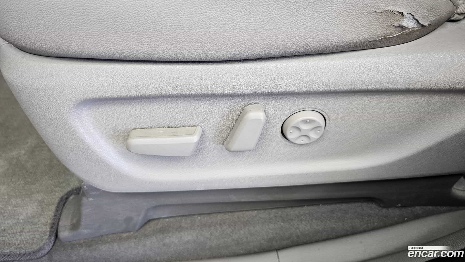 Canival Kia 2018.1-OPTION-044