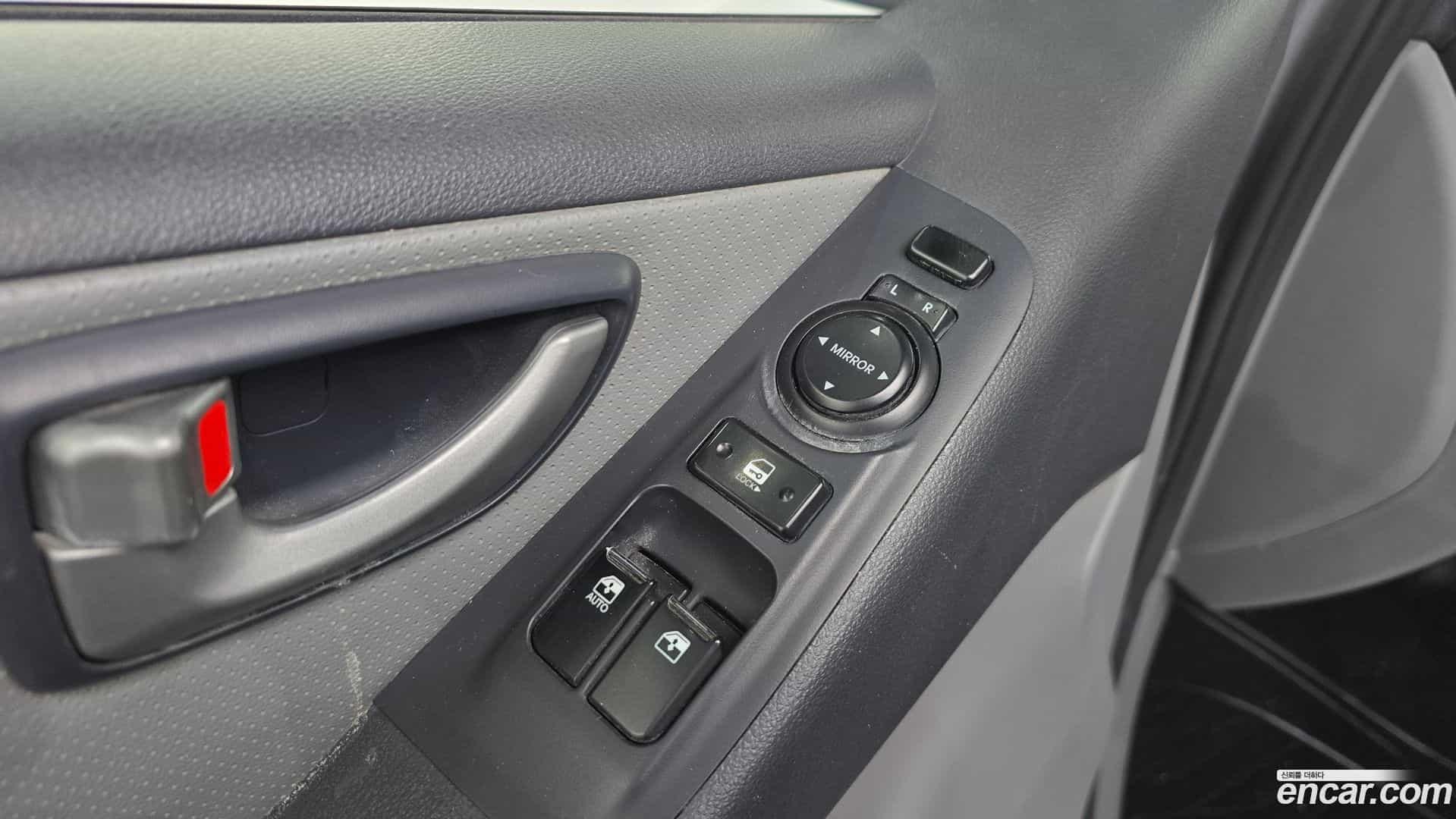 Starex Hyundai 2012.6-OPTION-024