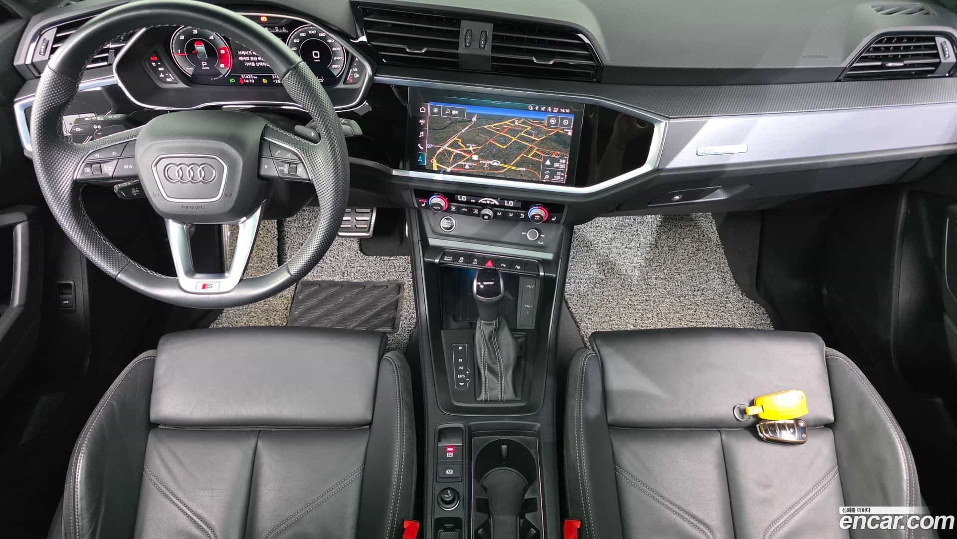 Q3 Audi 2023.0-INNER-007