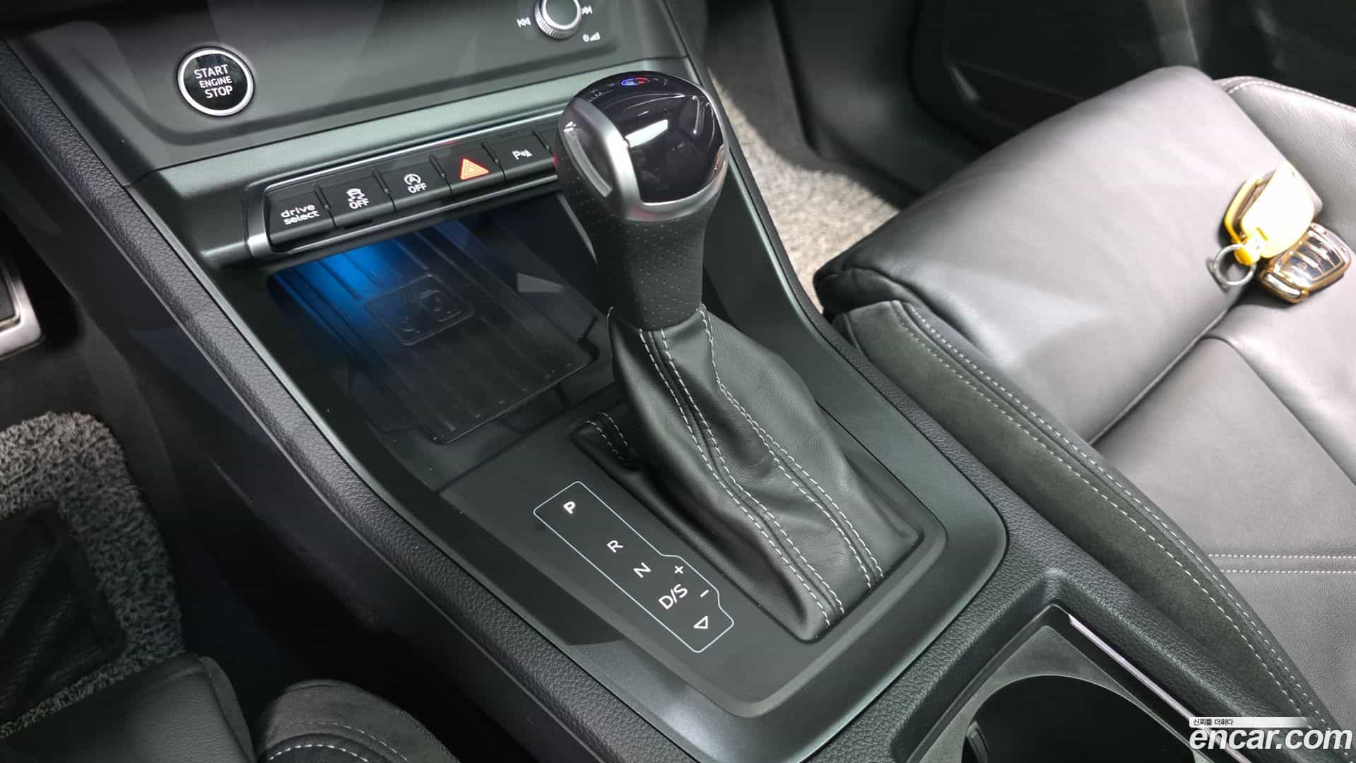 Q3 Audi 2023.0-INNER-009