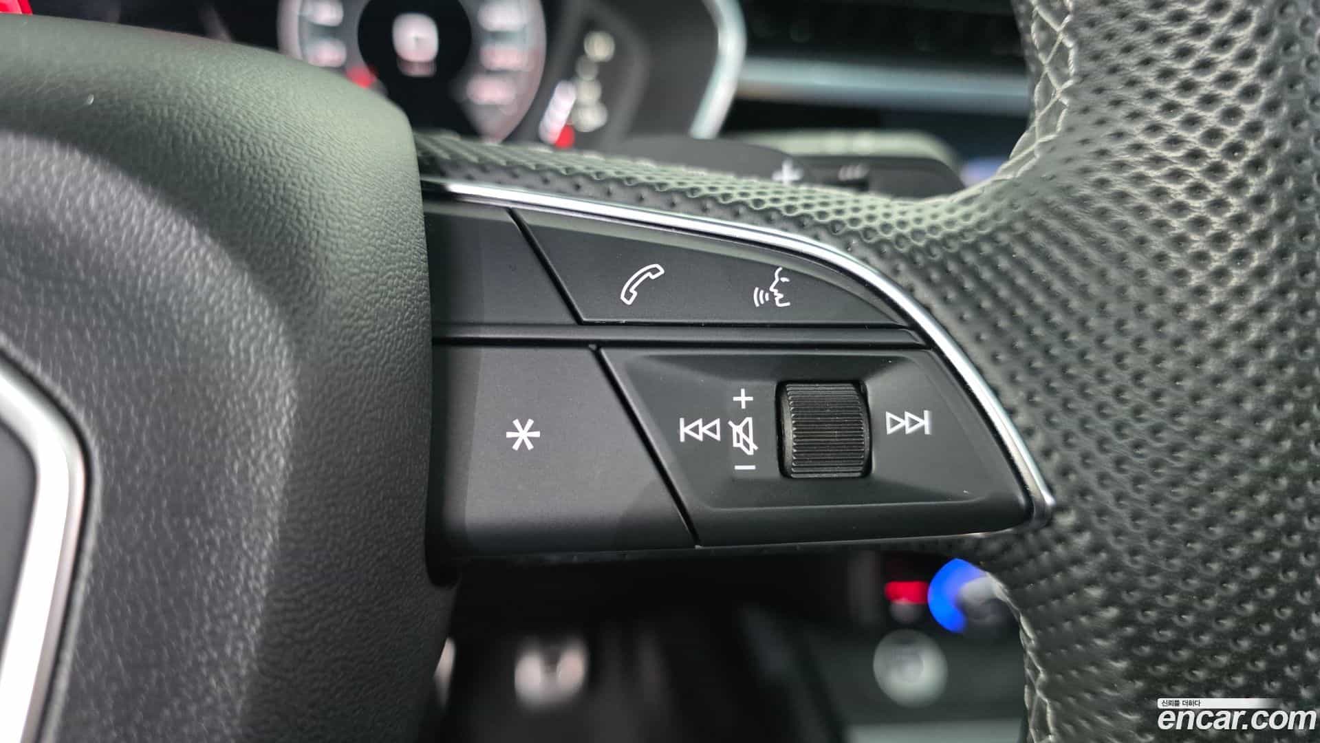 Q3 Audi 2023.0-OPTION-020