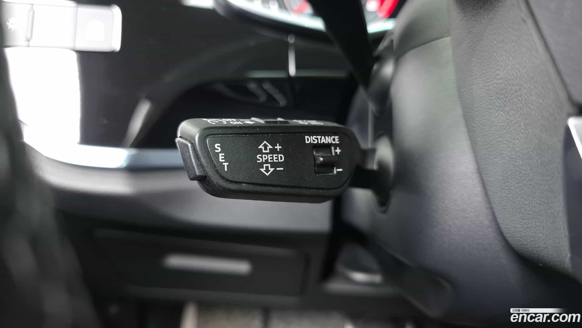 Q3 Audi 2023.0-OPTION-021