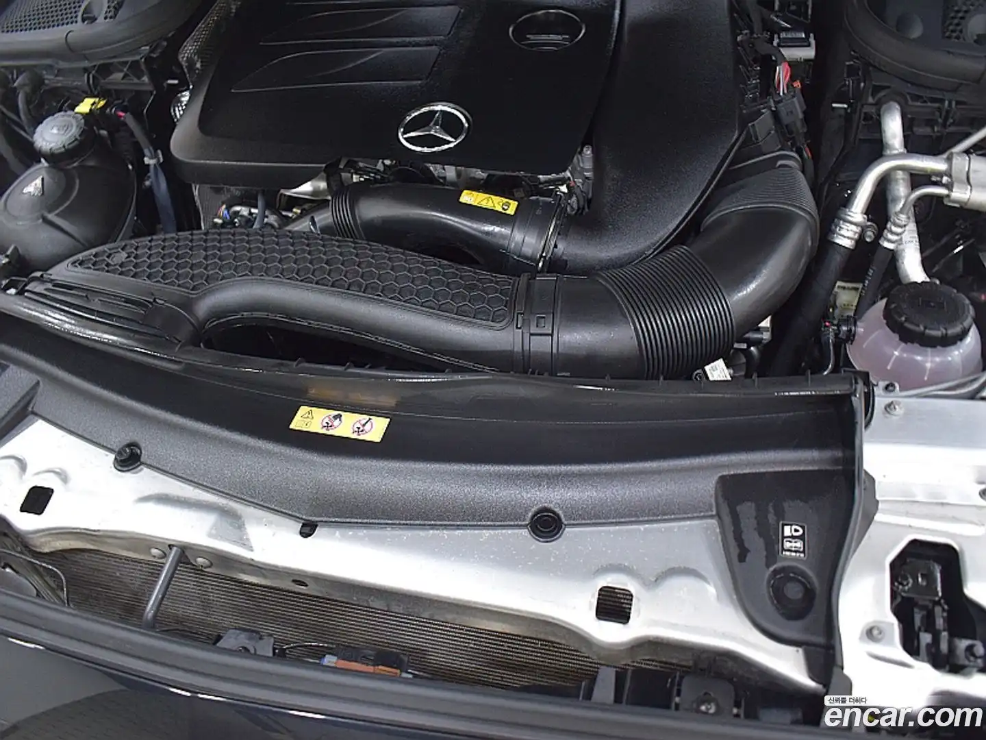 E-Class Mercedes-Benz 2023.4-OPTION-024
