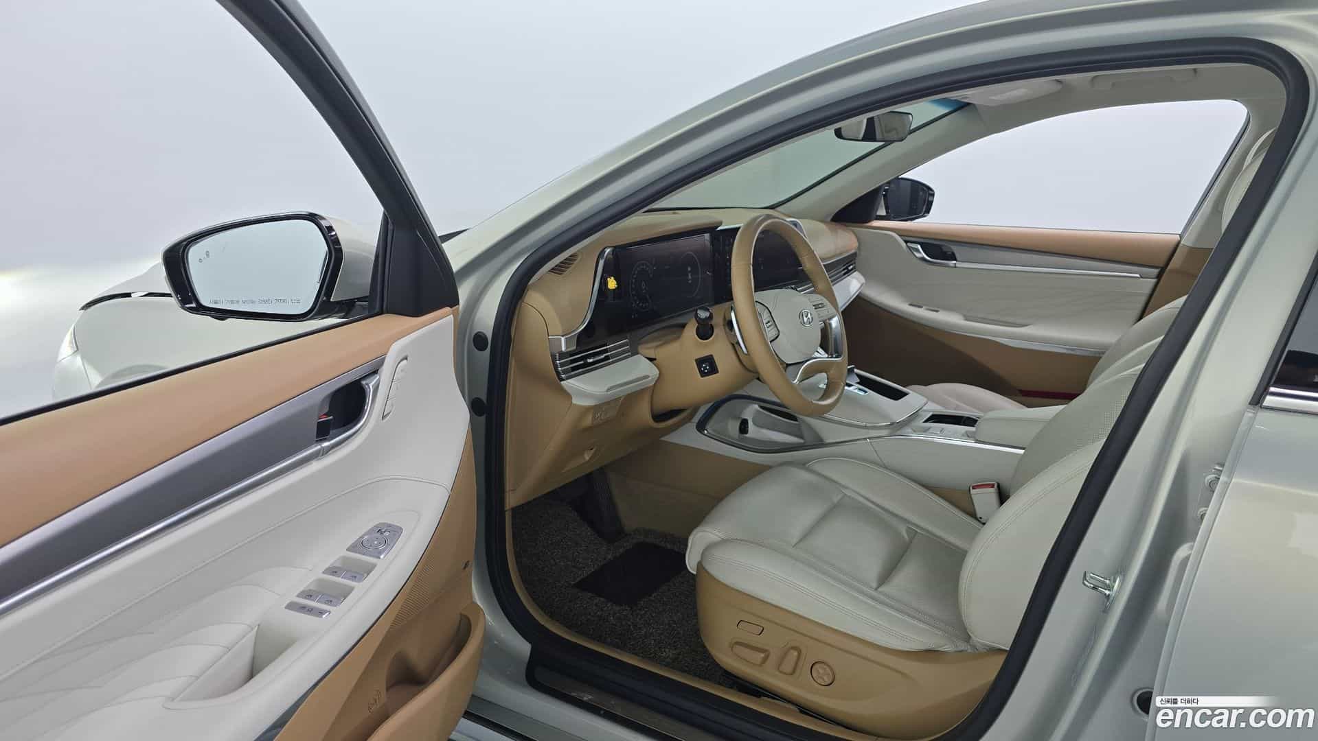 Grandeur Hyundai 2021.6-INNER-010