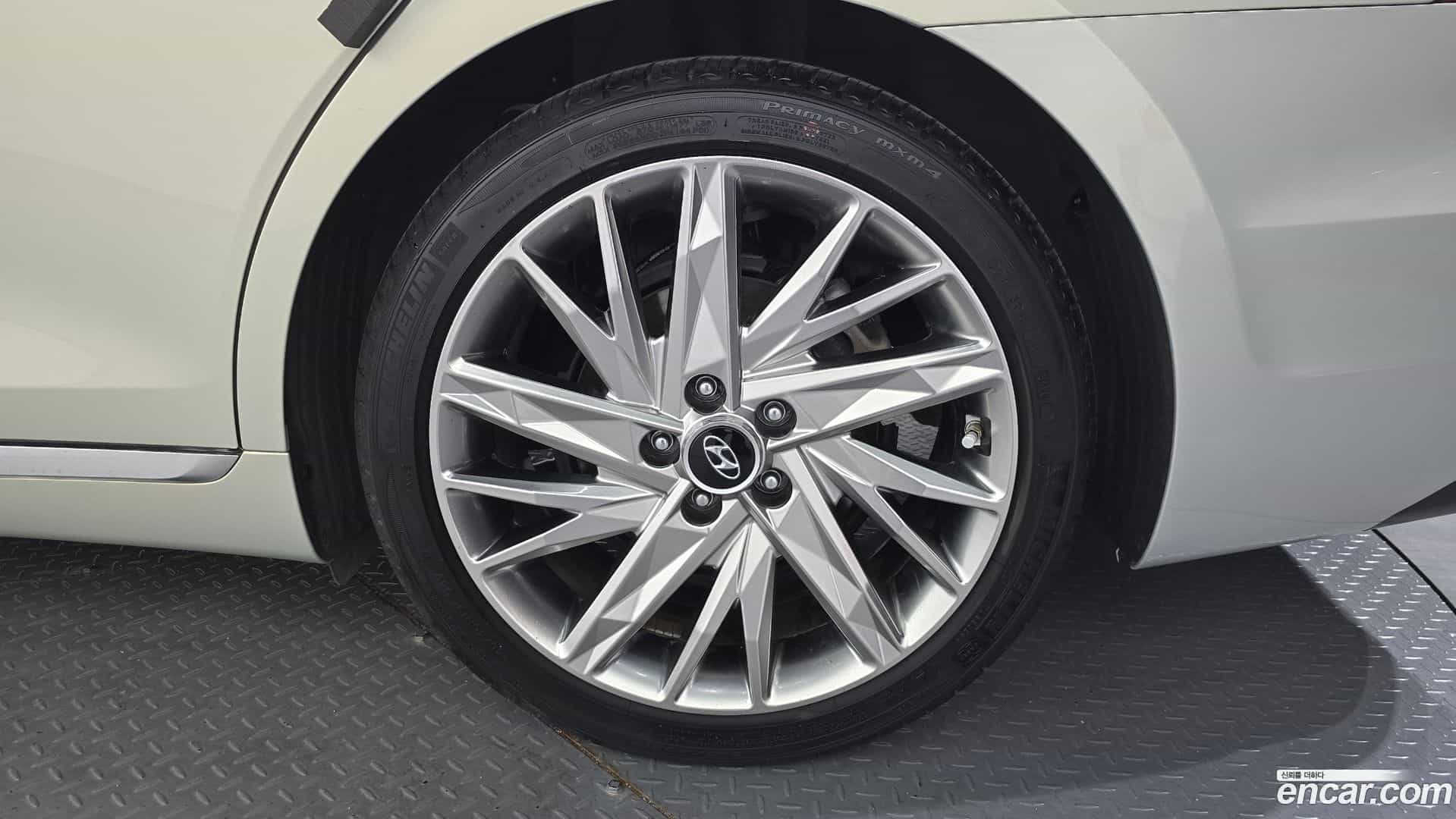 Grandeur Hyundai 2021.6-OUTER-031