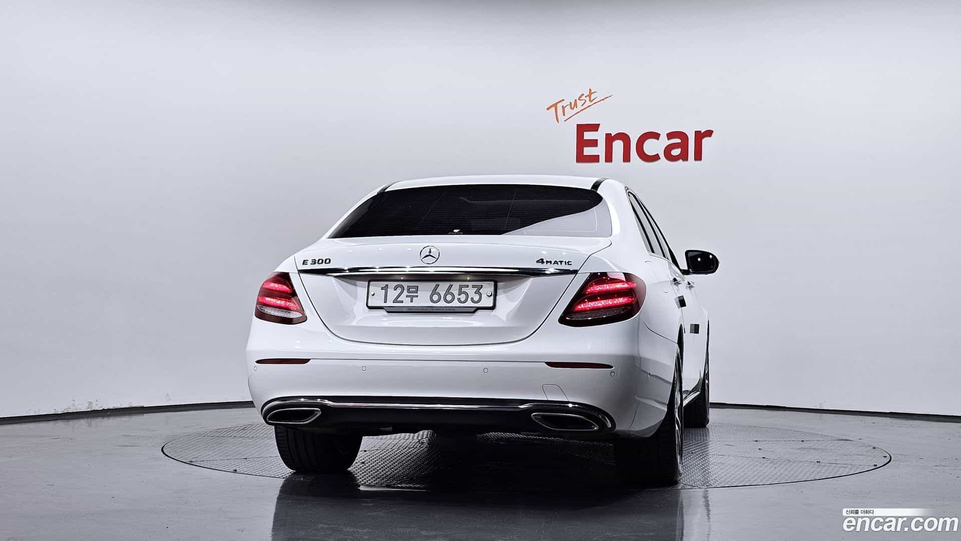 E-Class Mercedes-Benz 2018.9-OUTER-004