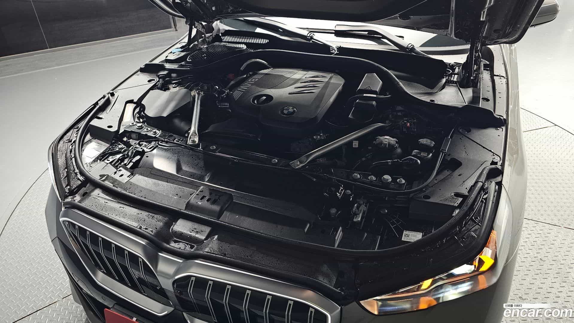 5-Series BMW 2025.11-OUTER-006
