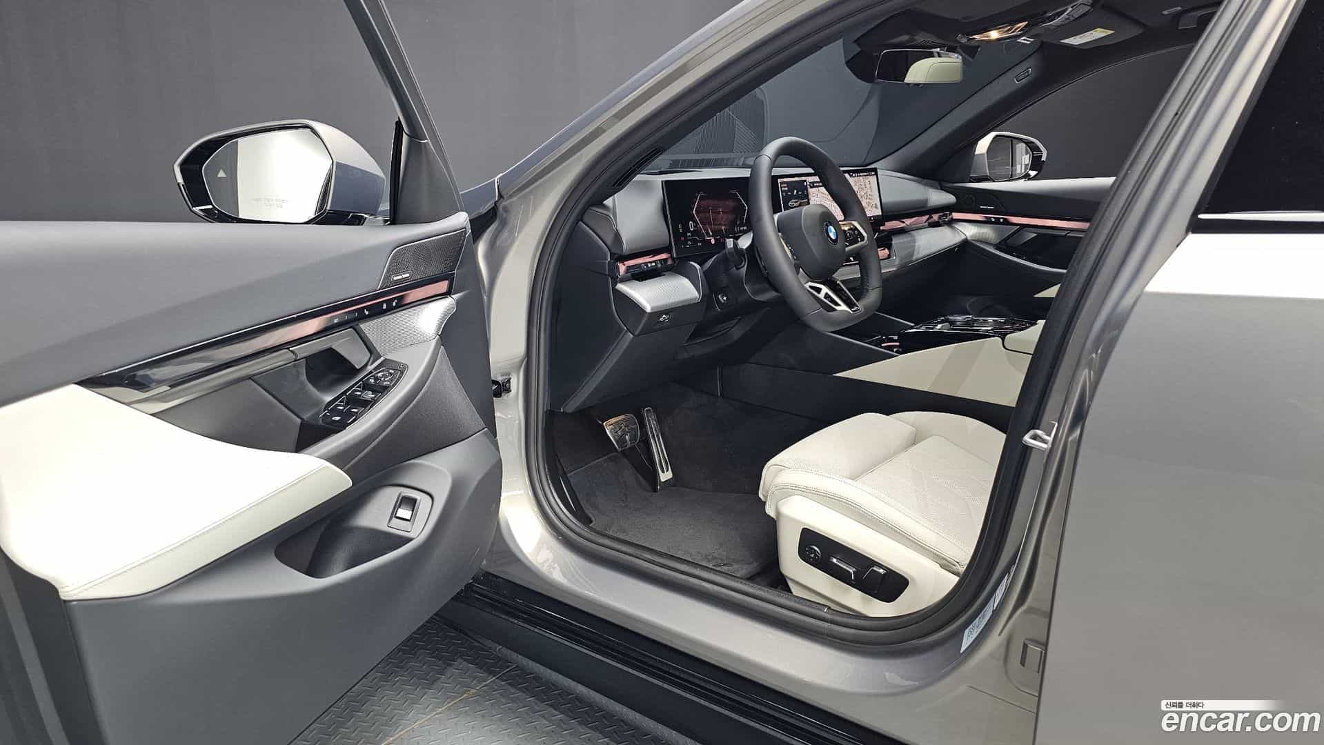 5-Series BMW 2025.11-OPTION-015