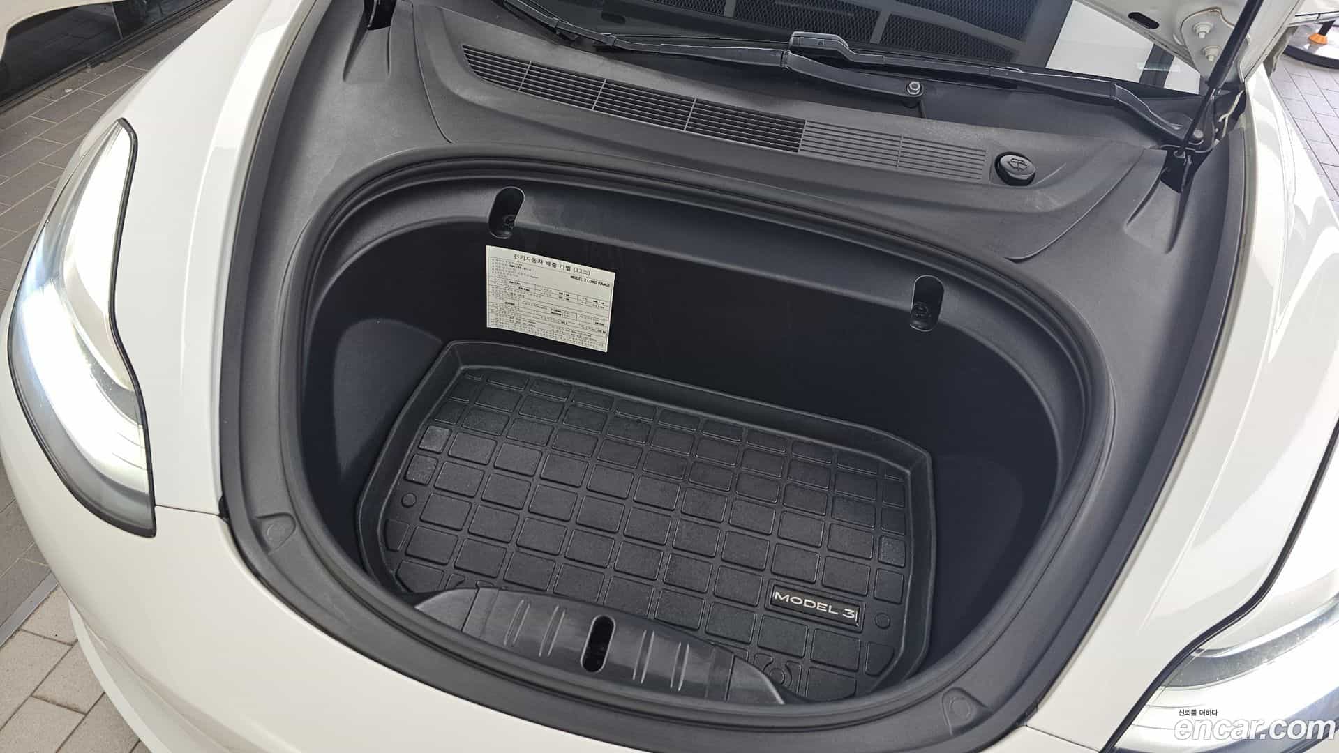 Model 3 Tesla 2020.7-OUTER-006