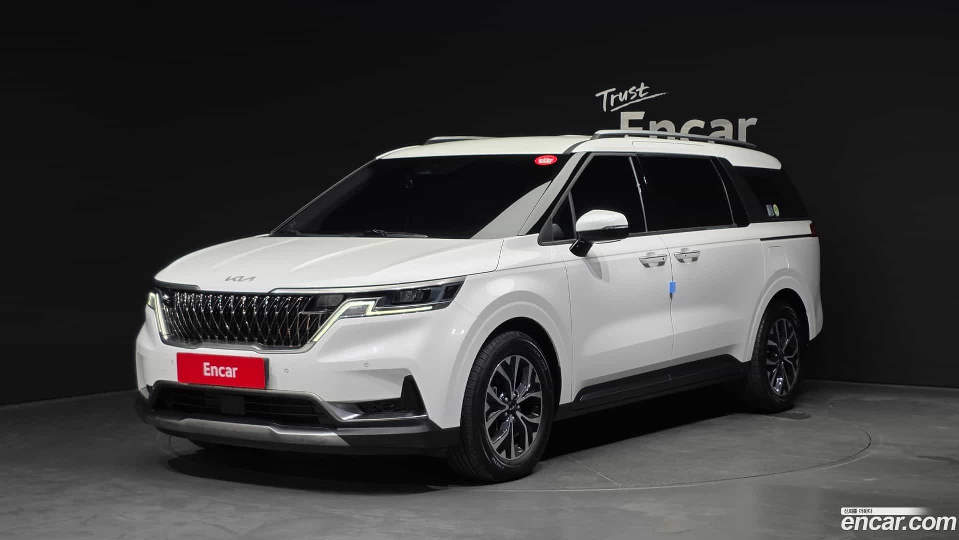 Canival Kia 2022.2-OUTER-001