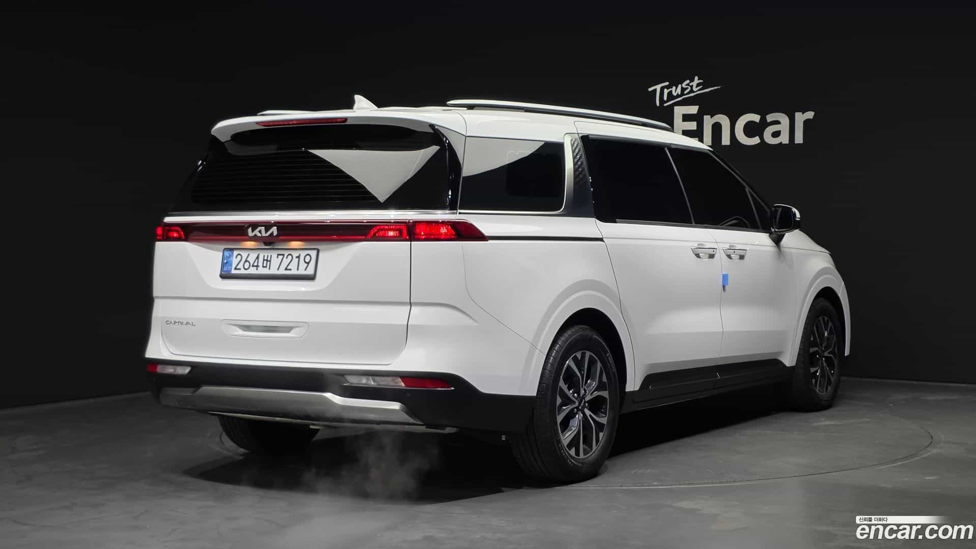 Canival Kia 2022.2-OUTER-002