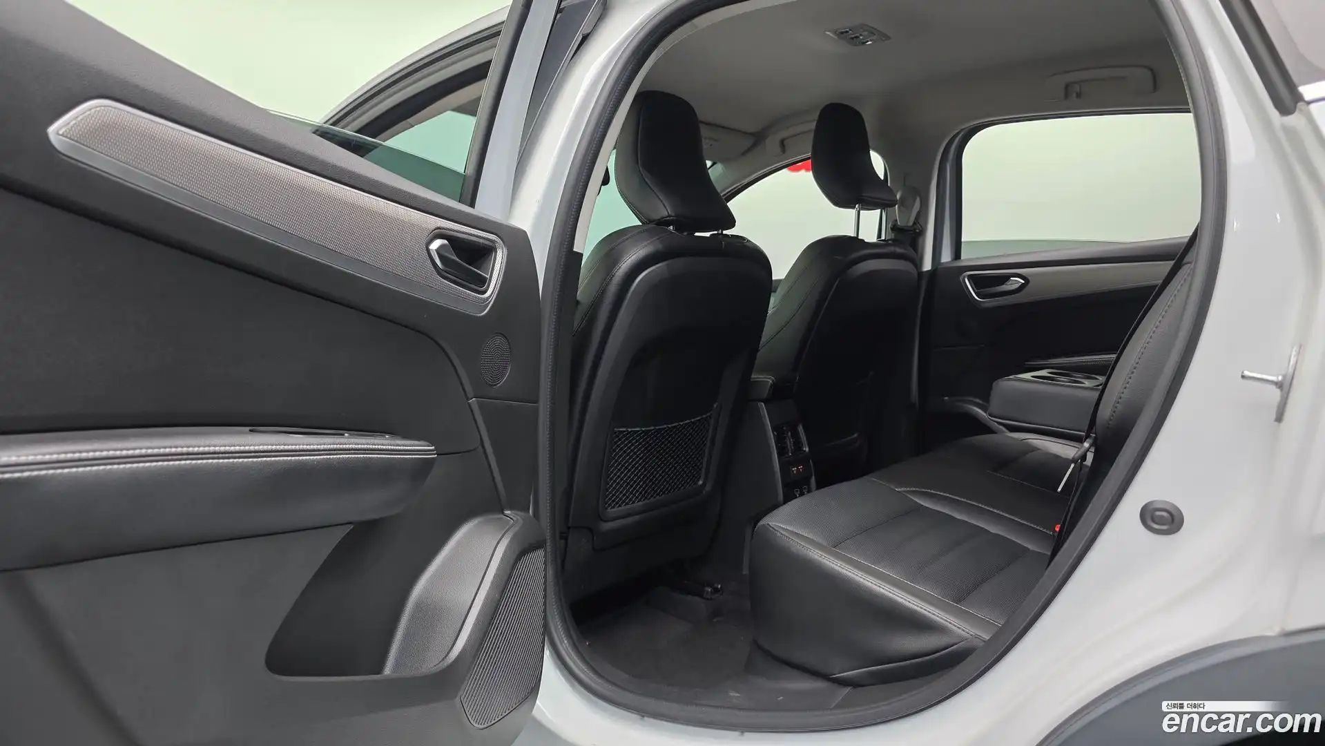 XM3 Renault Korea 2023.0-OPTION-042