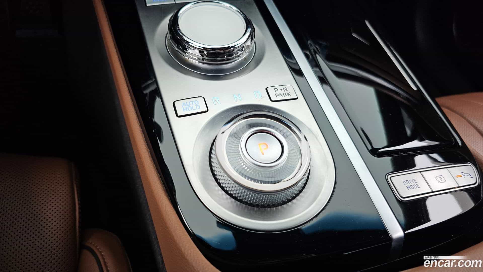 G80 Genesis 2023.3-INNER-009