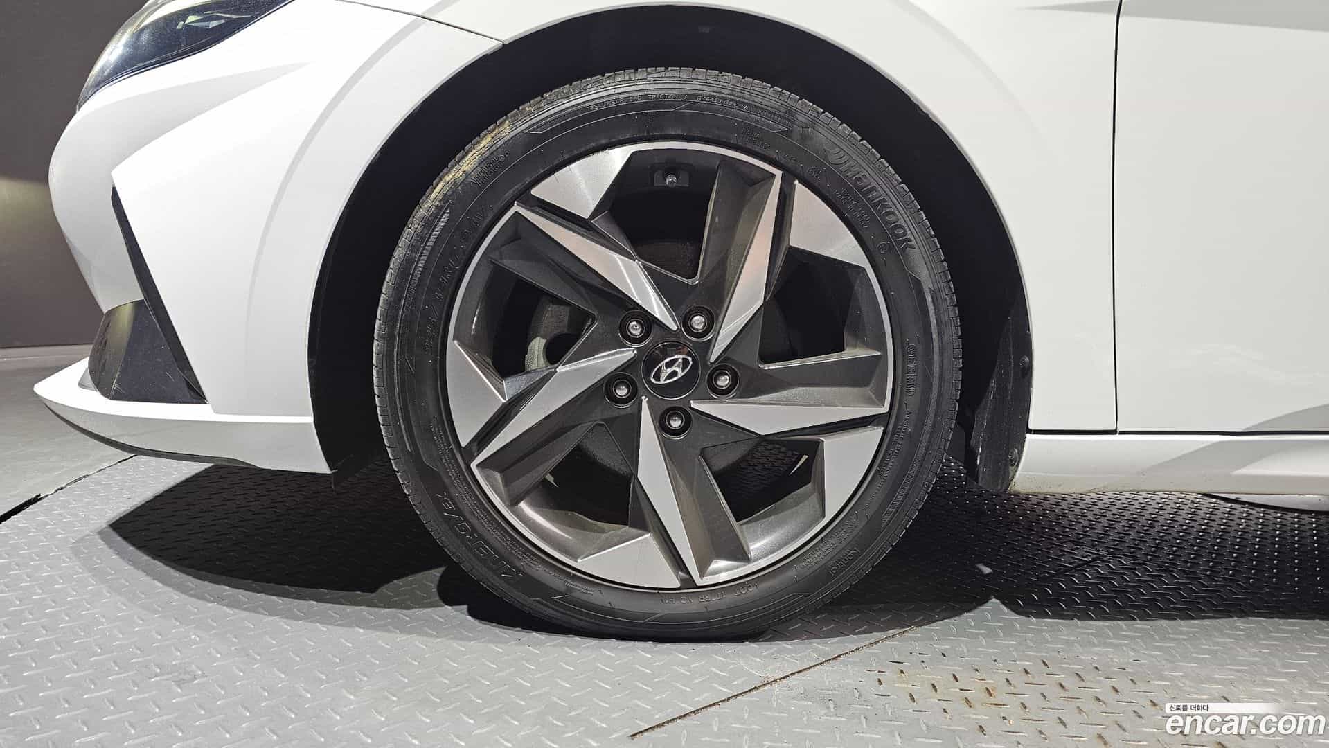AVANTE Hyundai 2020.4-OUTER-005