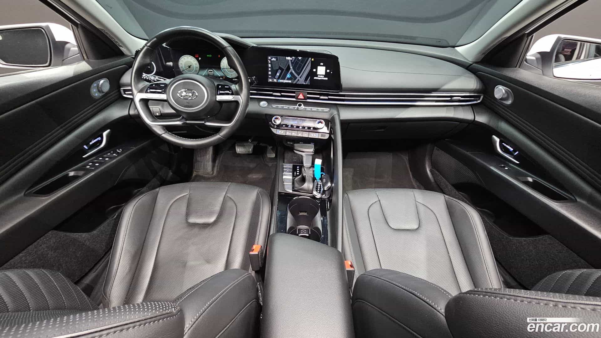 AVANTE Hyundai 2020.4-INNER-007