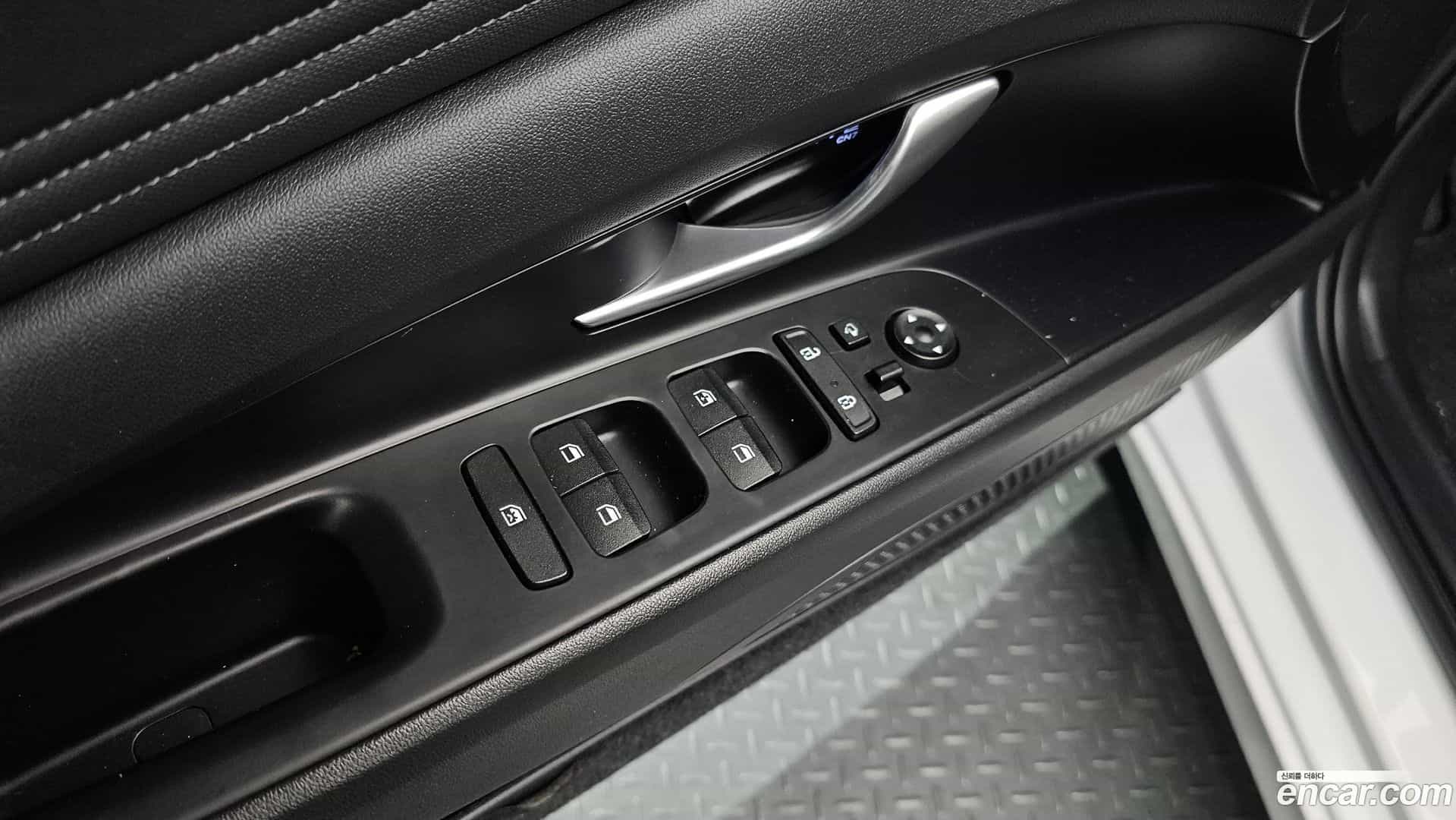AVANTE Hyundai 2020.4-OPTION-022