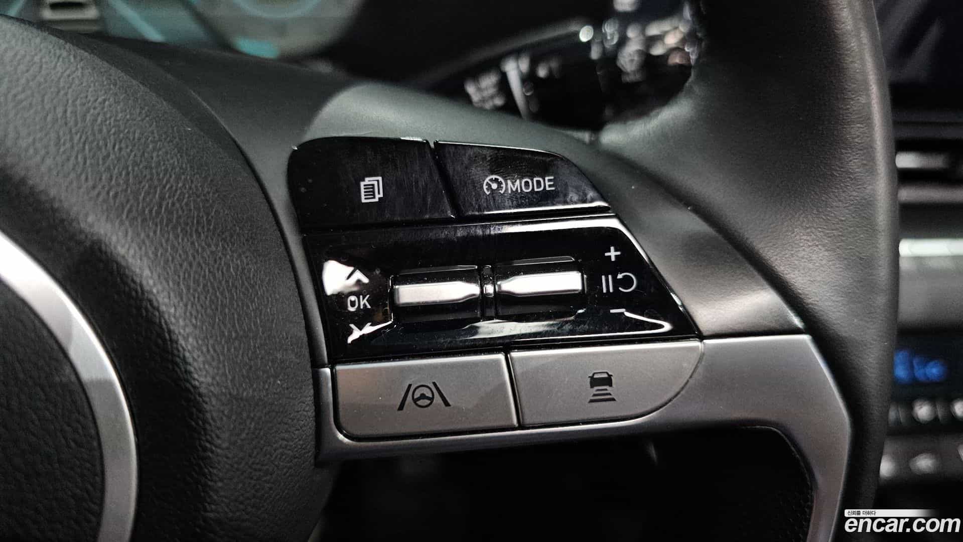 AVANTE Hyundai 2020.4-OPTION-023