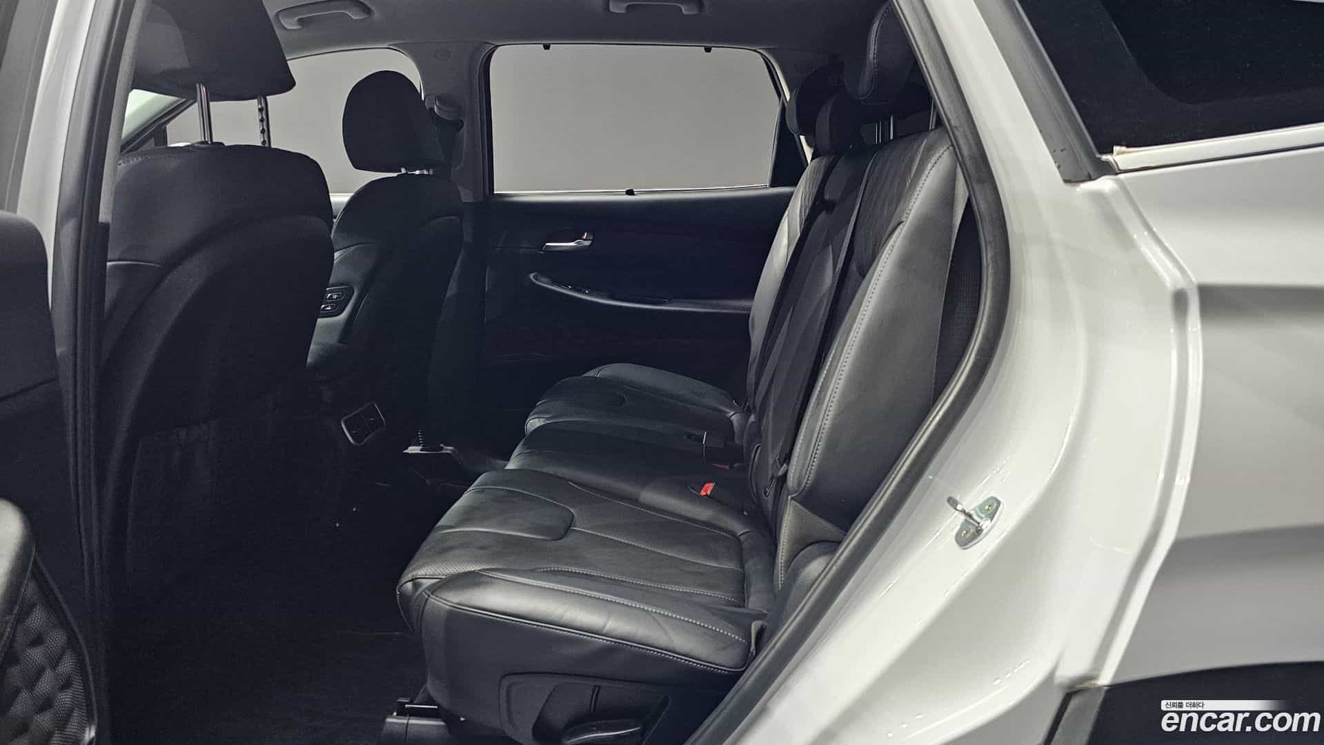 Santafe Hyundai 2022.4-INNER-036