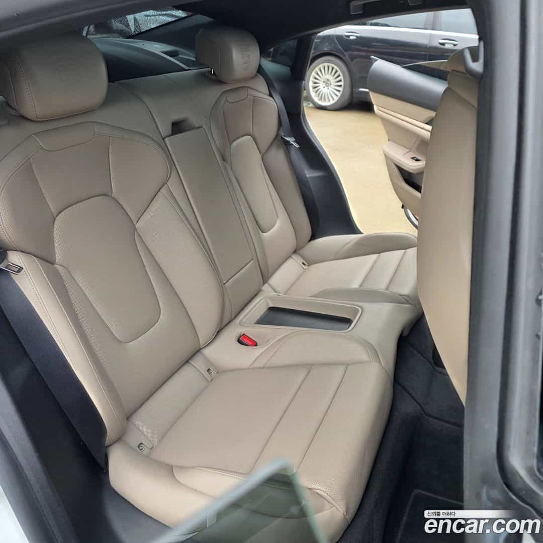 Taycan Porsche 2022.5-OPTION-016