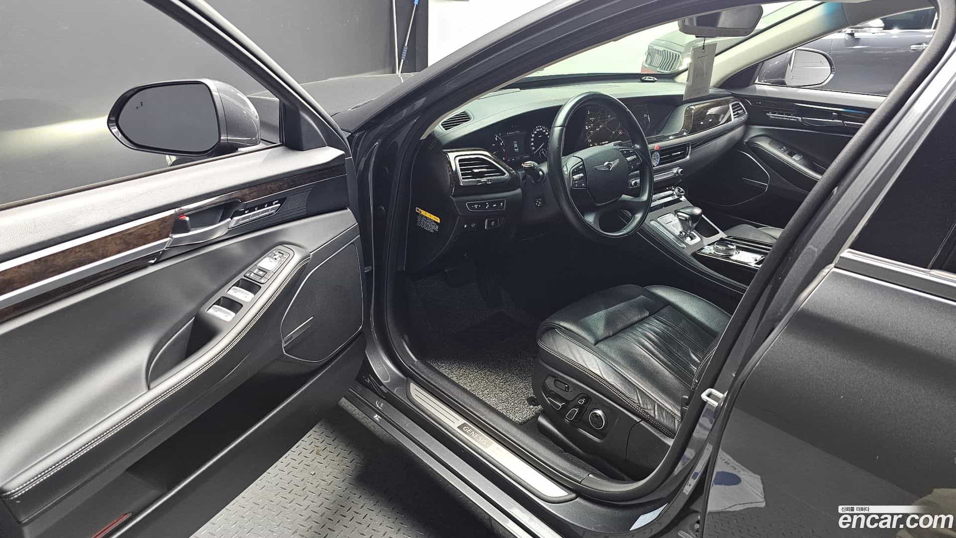 G90 Genesis 2019.4-INNER-010