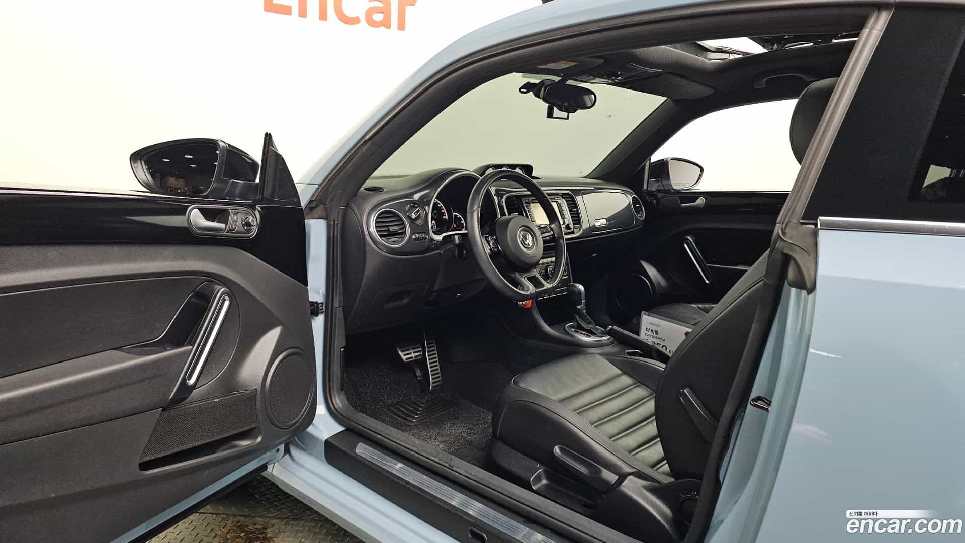 Beatle Volkswagen 2015.1-INNER-010
