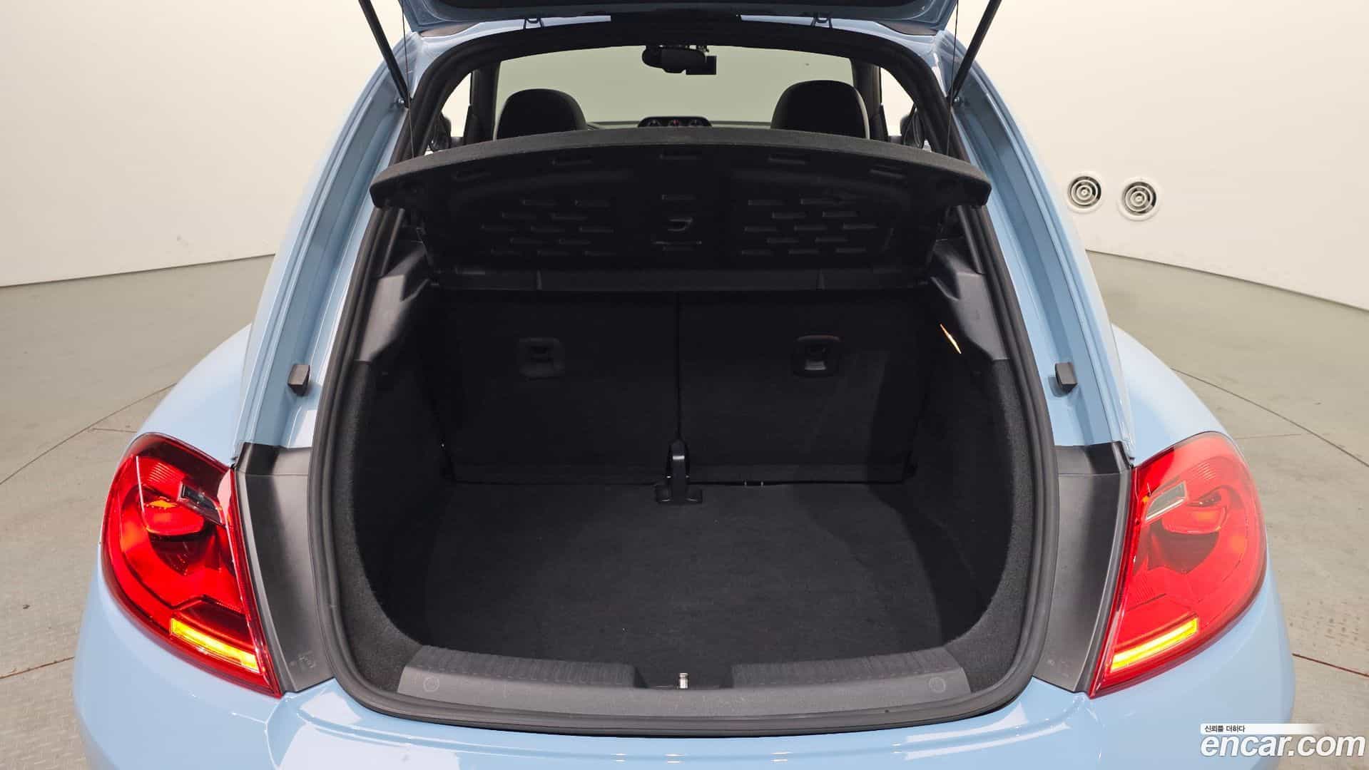 Beatle Volkswagen 2015.1-OPTION-024