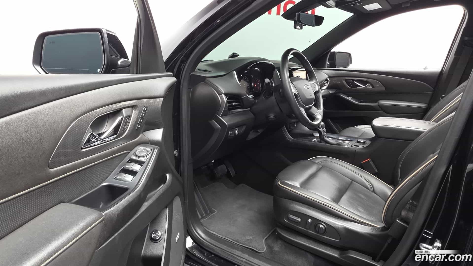Traverse Chevrolet 2023.11-INNER-010