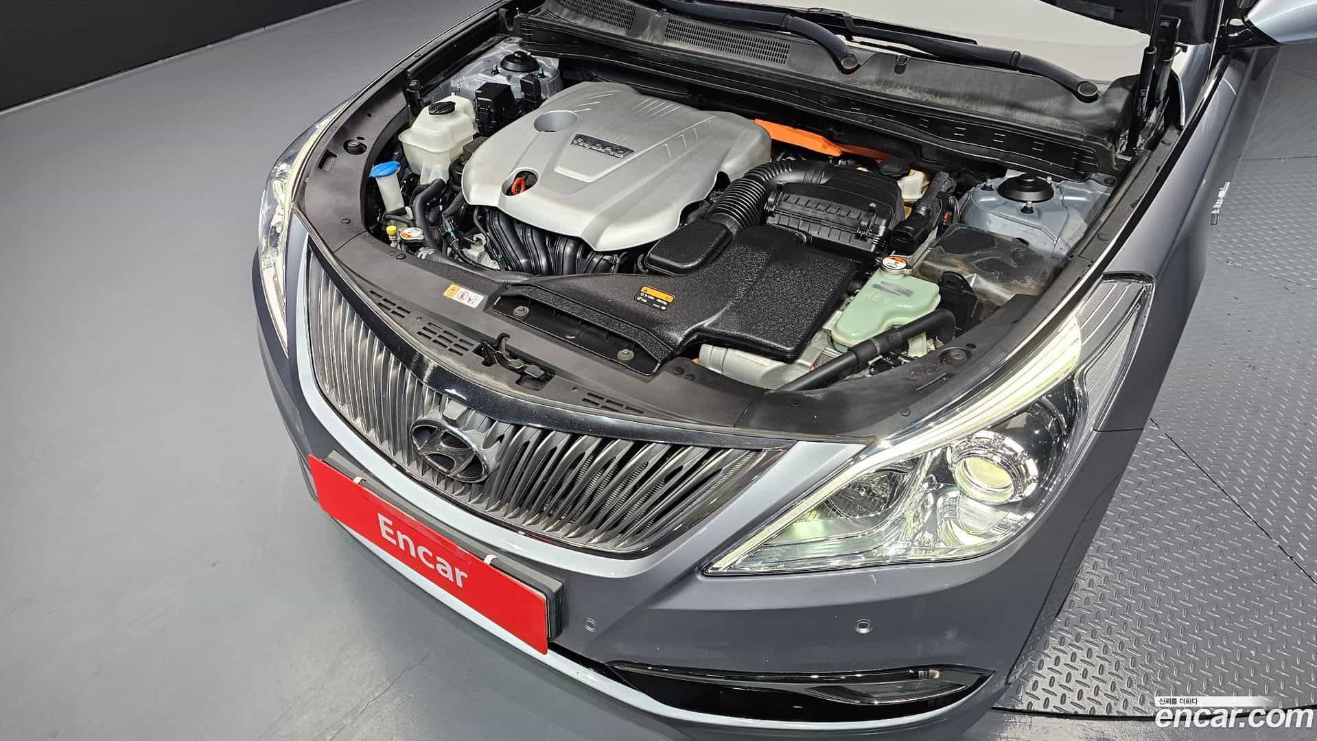 Grandeur Hyundai 2015.10-OUTER-006