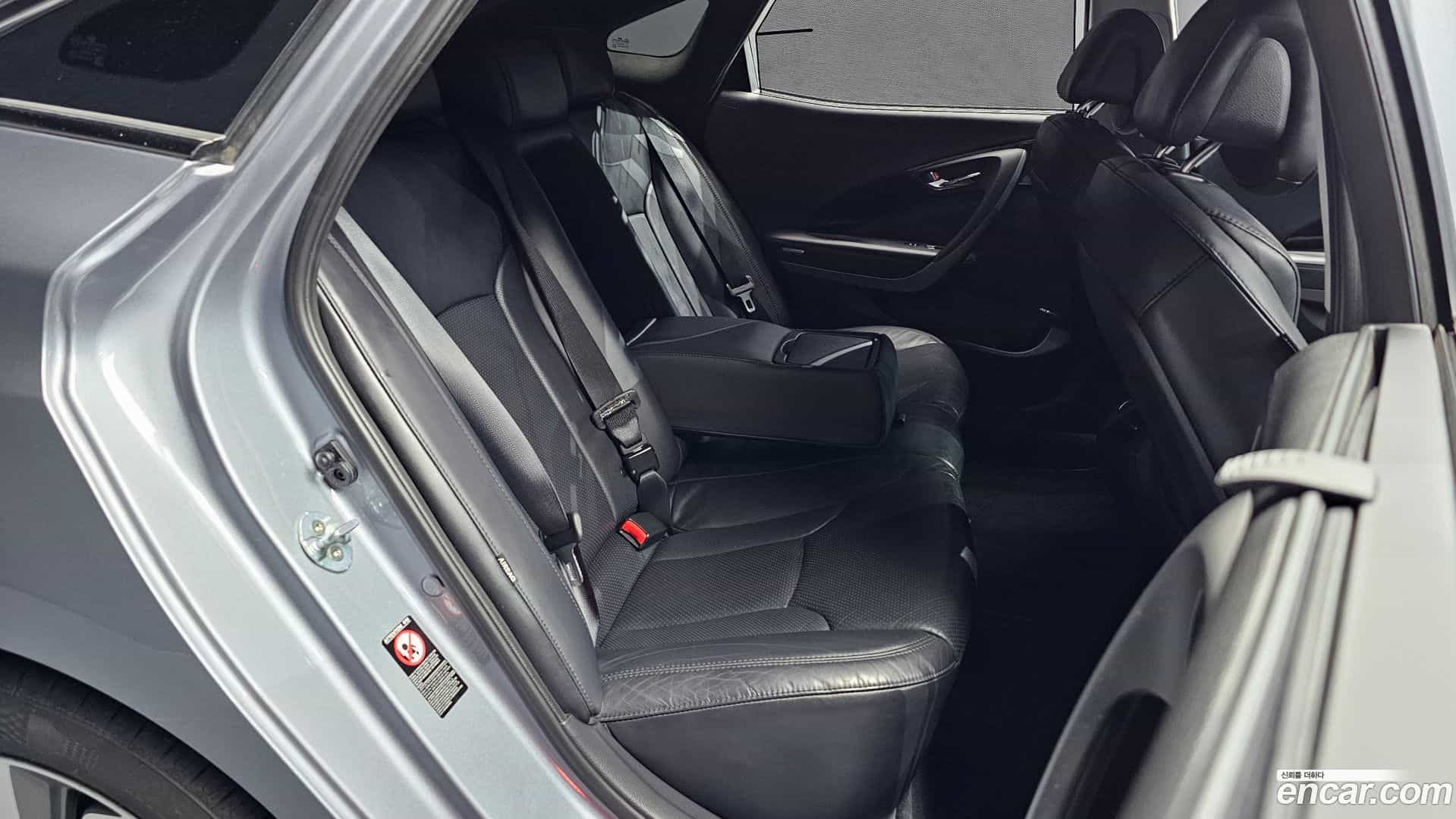 Grandeur Hyundai 2015.10-OPTION-015