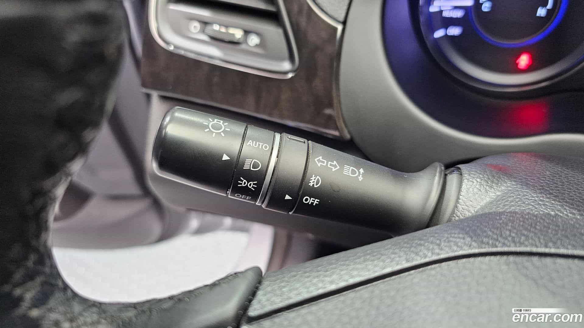 Grandeur Hyundai 2015.10-OPTION-022