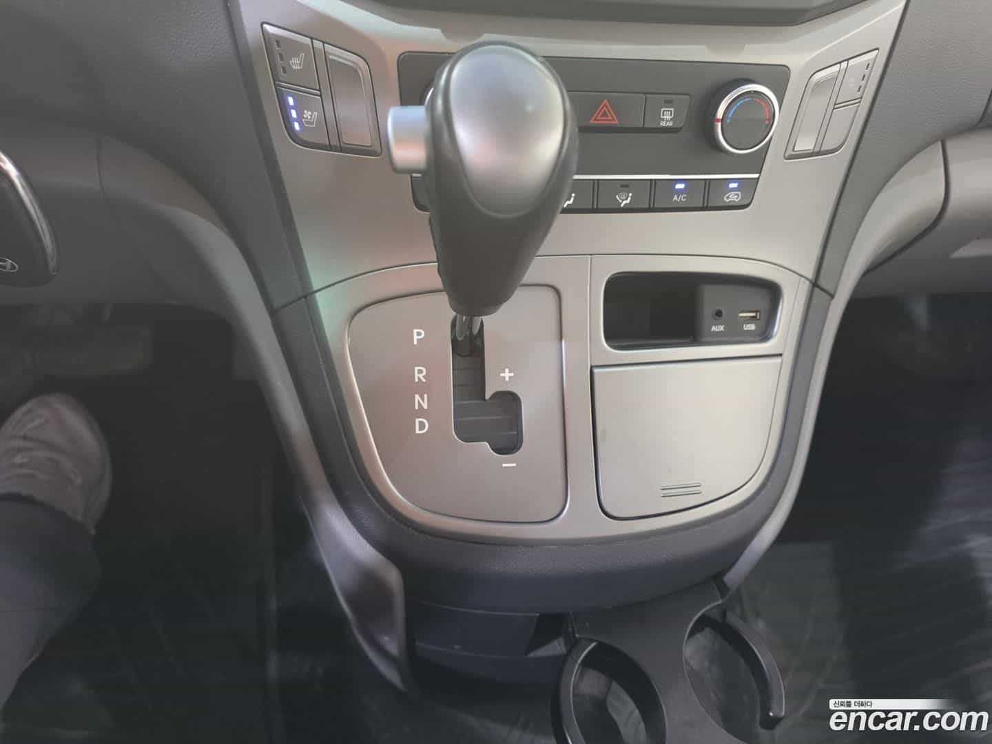 Starex Hyundai 2018.1-OPTION-019