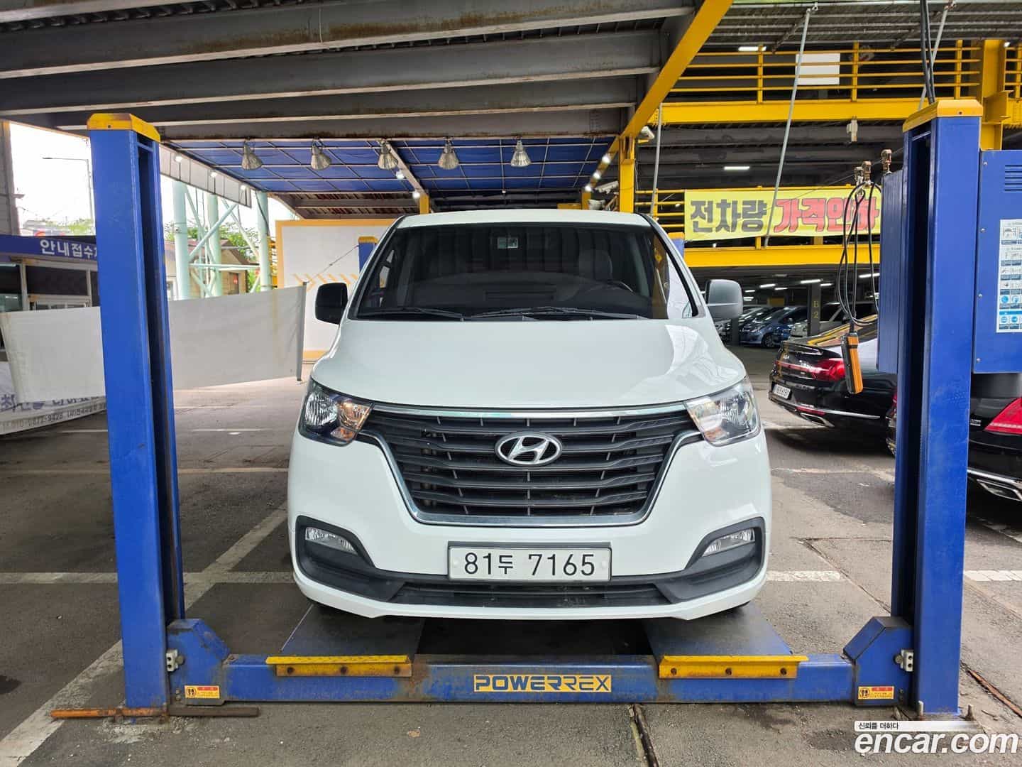 Starex Hyundai 2018.1-OPTION-023