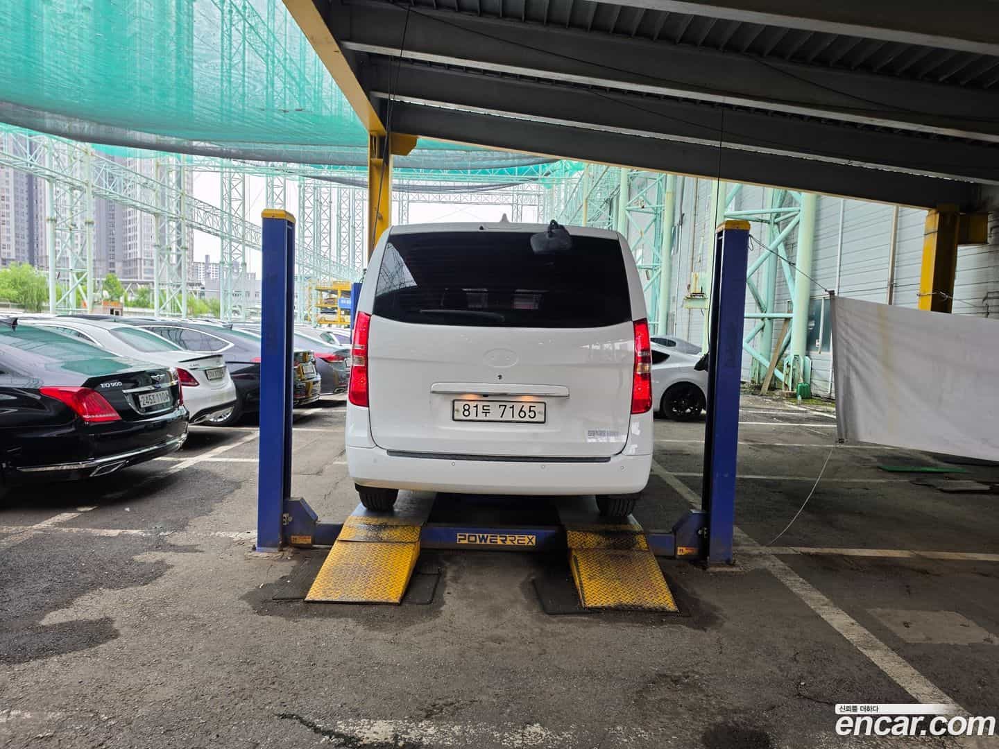 Starex Hyundai 2018.1-OPTION-024