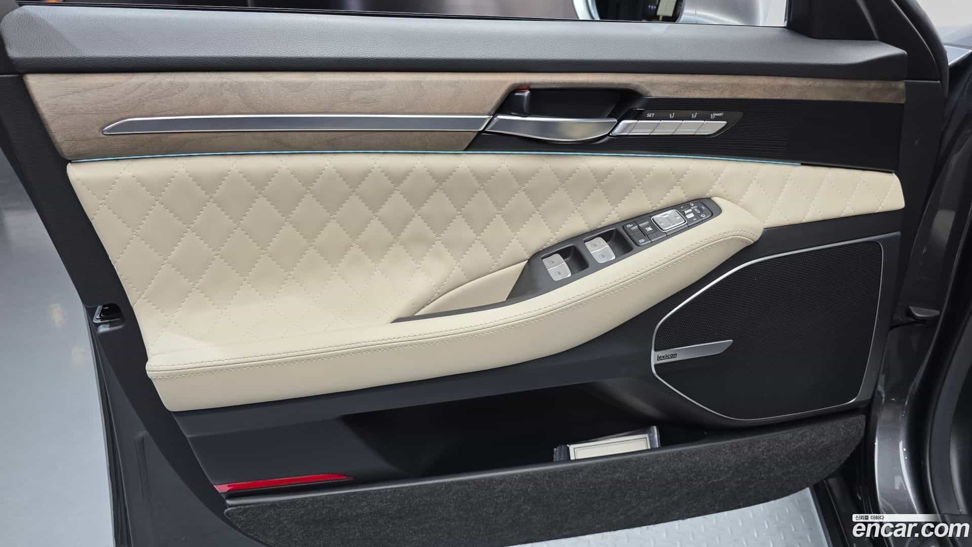 G90 Genesis 2019.3-INNER-034