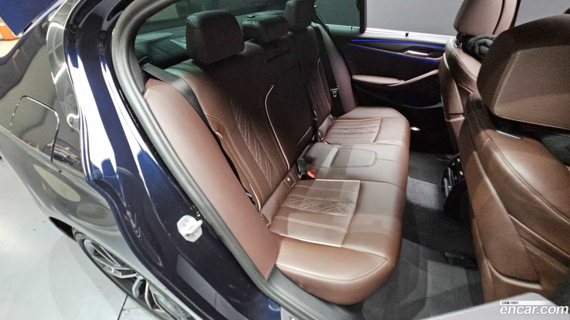 5-Series BMW 2023.6-OPTION-021