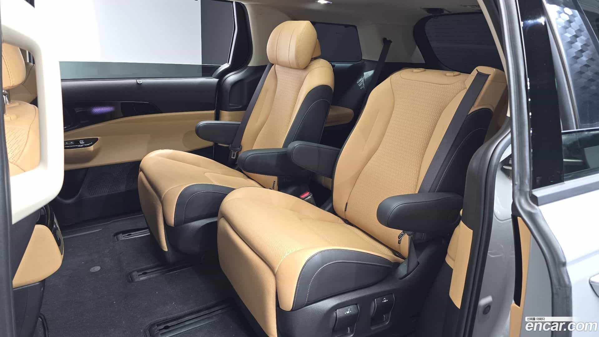 Canival Kia 2023.6-OPTION-015