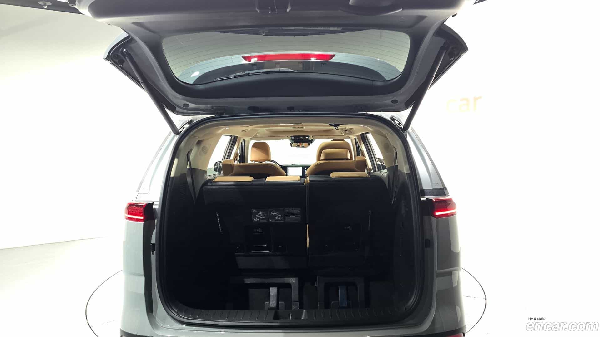 Canival Kia 2023.6-OPTION-022