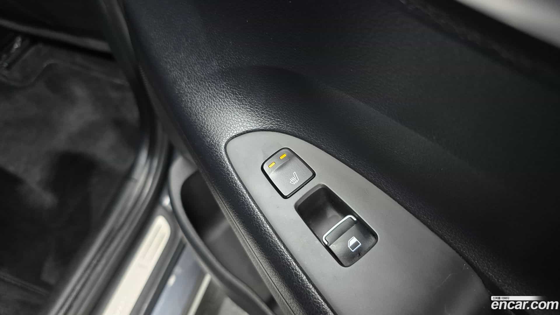 Grandeur Hyundai 2017.5-OPTION-023