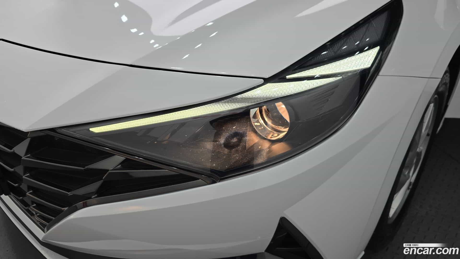 AVANTE Hyundai 2023.1-OUTER-032