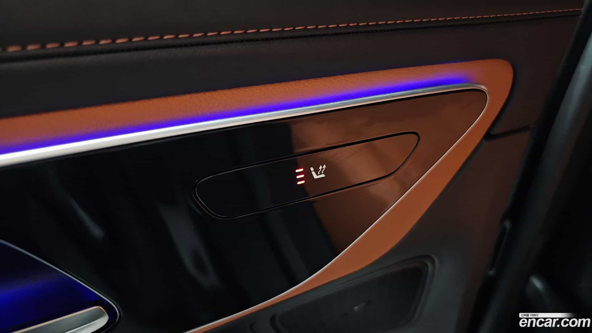 GLC-Class Mercedes-Benz 2024.7-OPTION-045