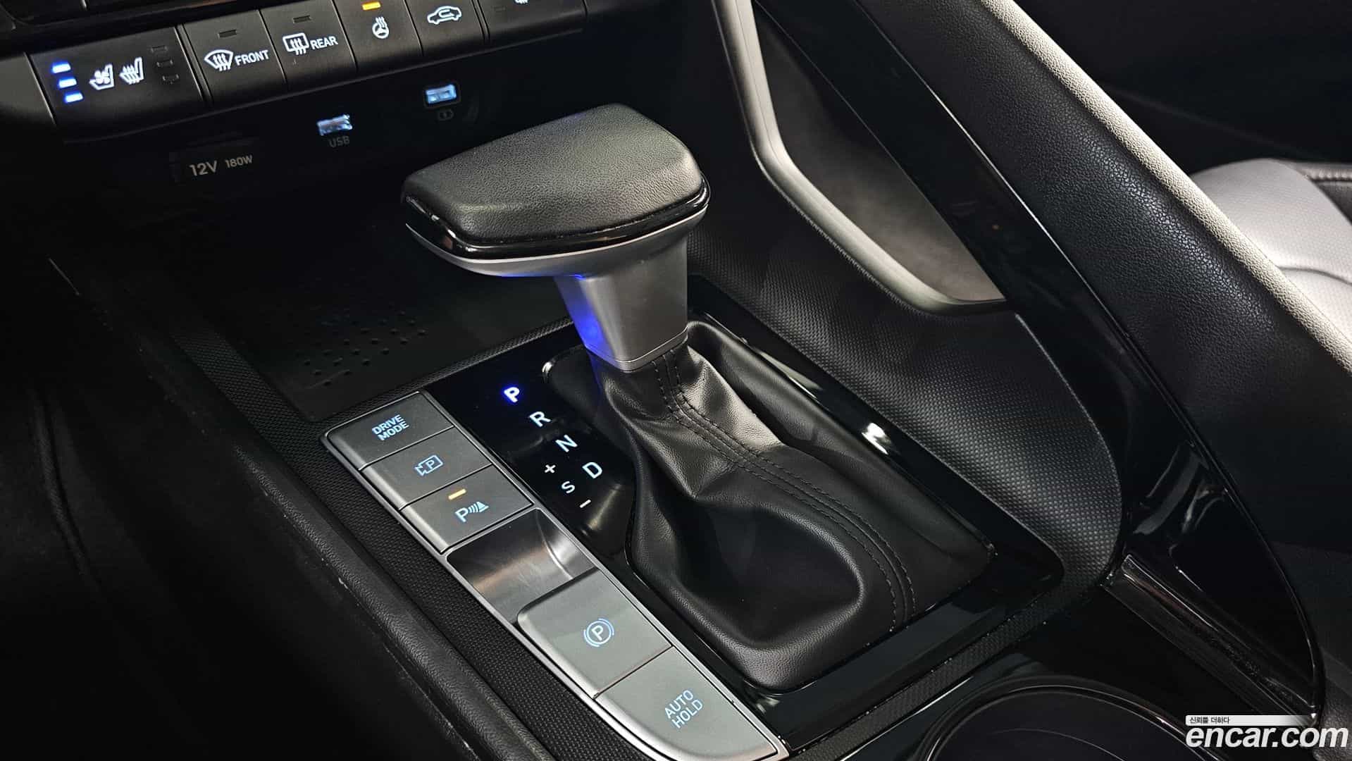 AVANTE Hyundai 2023.1-INNER-009