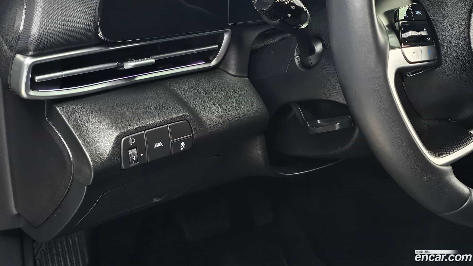 AVANTE Hyundai 2023.1-OPTION-022