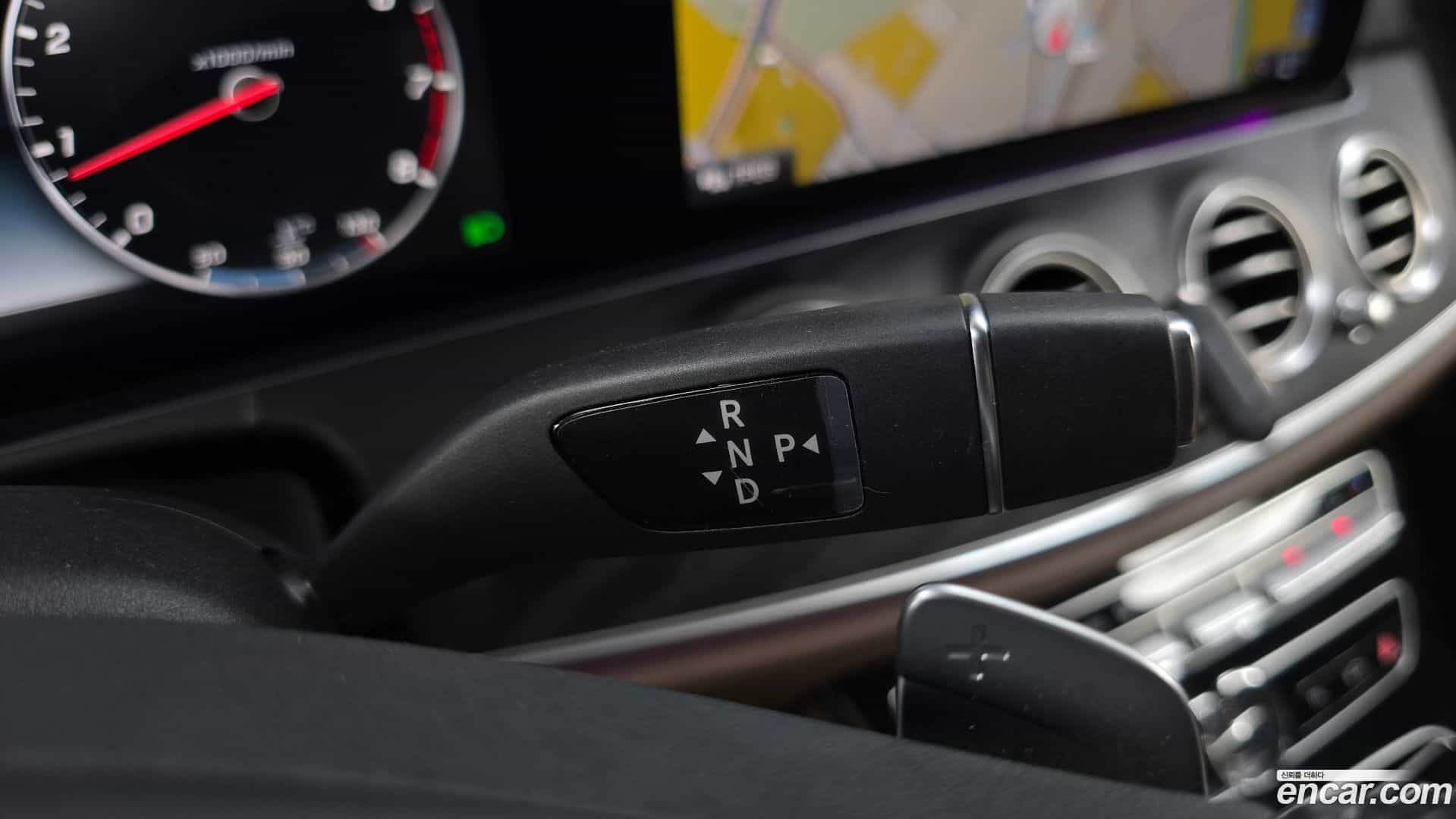 E-Class Mercedes-Benz 2017.1-INNER-009