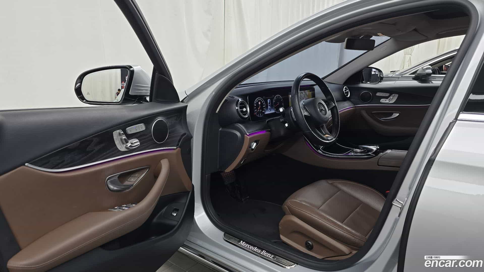 E-Class Mercedes-Benz 2017.1-INNER-010