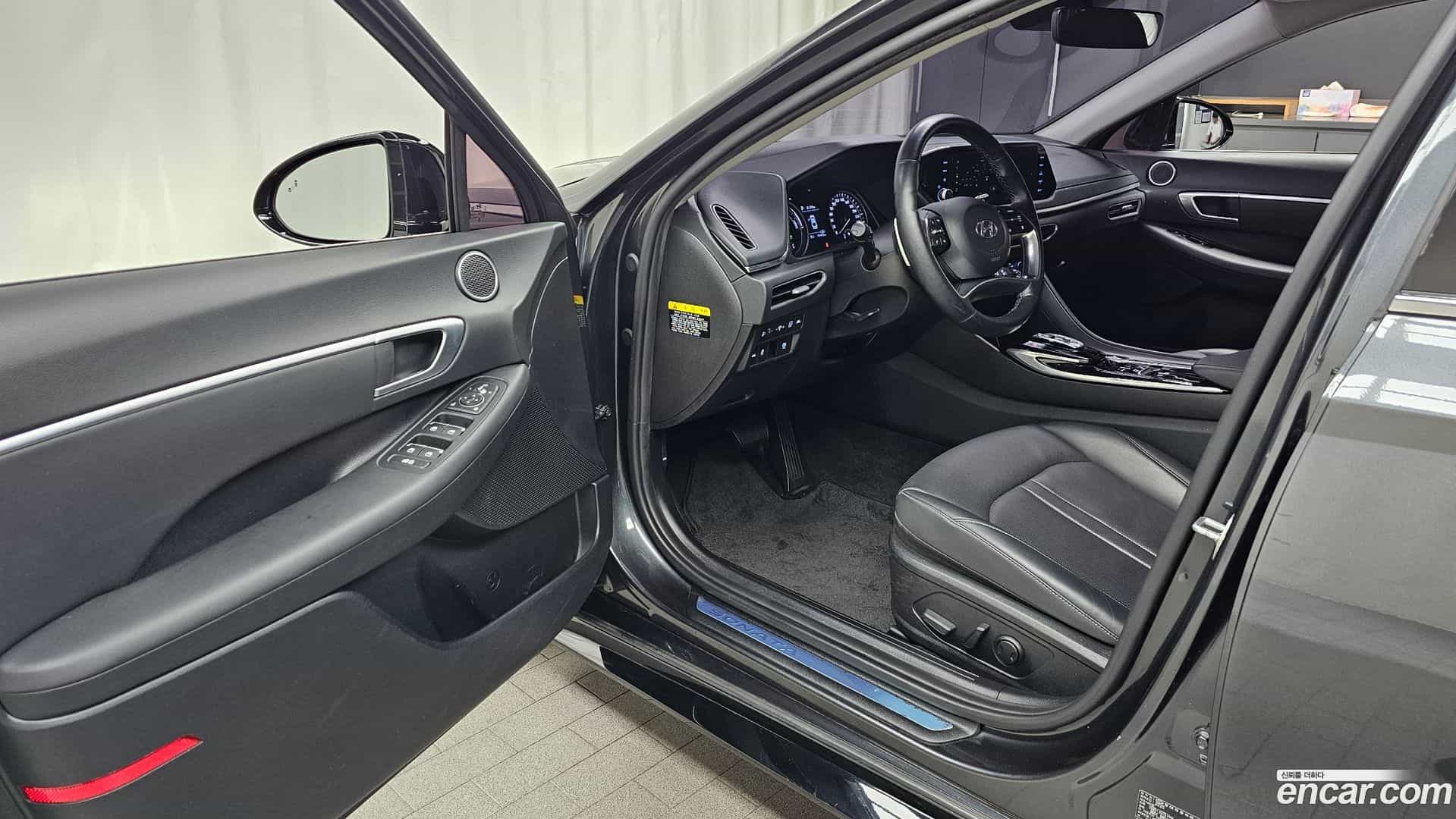 Sonata Hyundai 2020.0-INNER-010