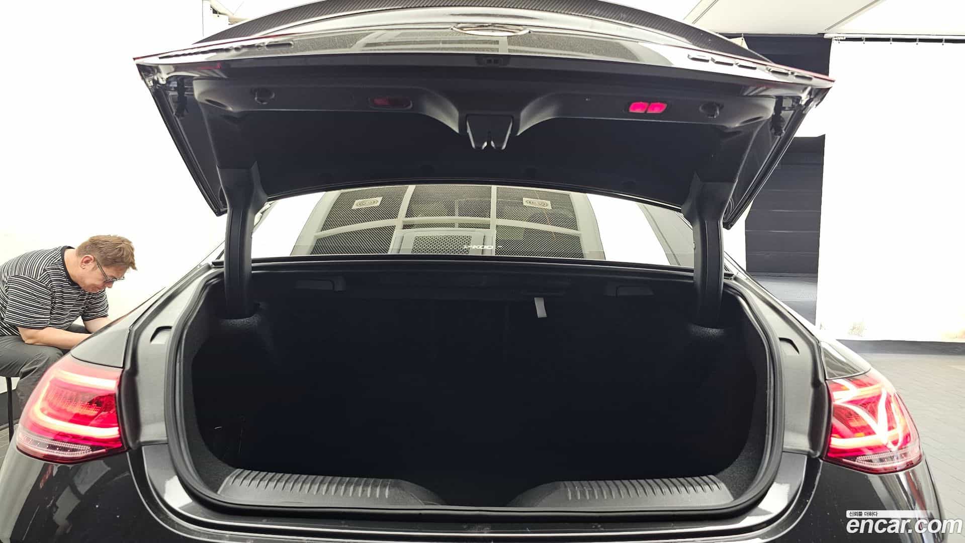 CLS-Class Mercedes-Benz 2022.5-OPTION-024