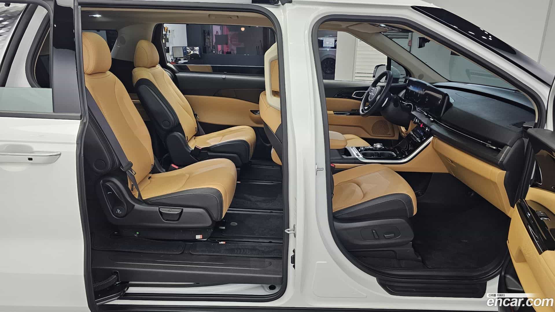 Canival Kia 2023.4-INNER-036
