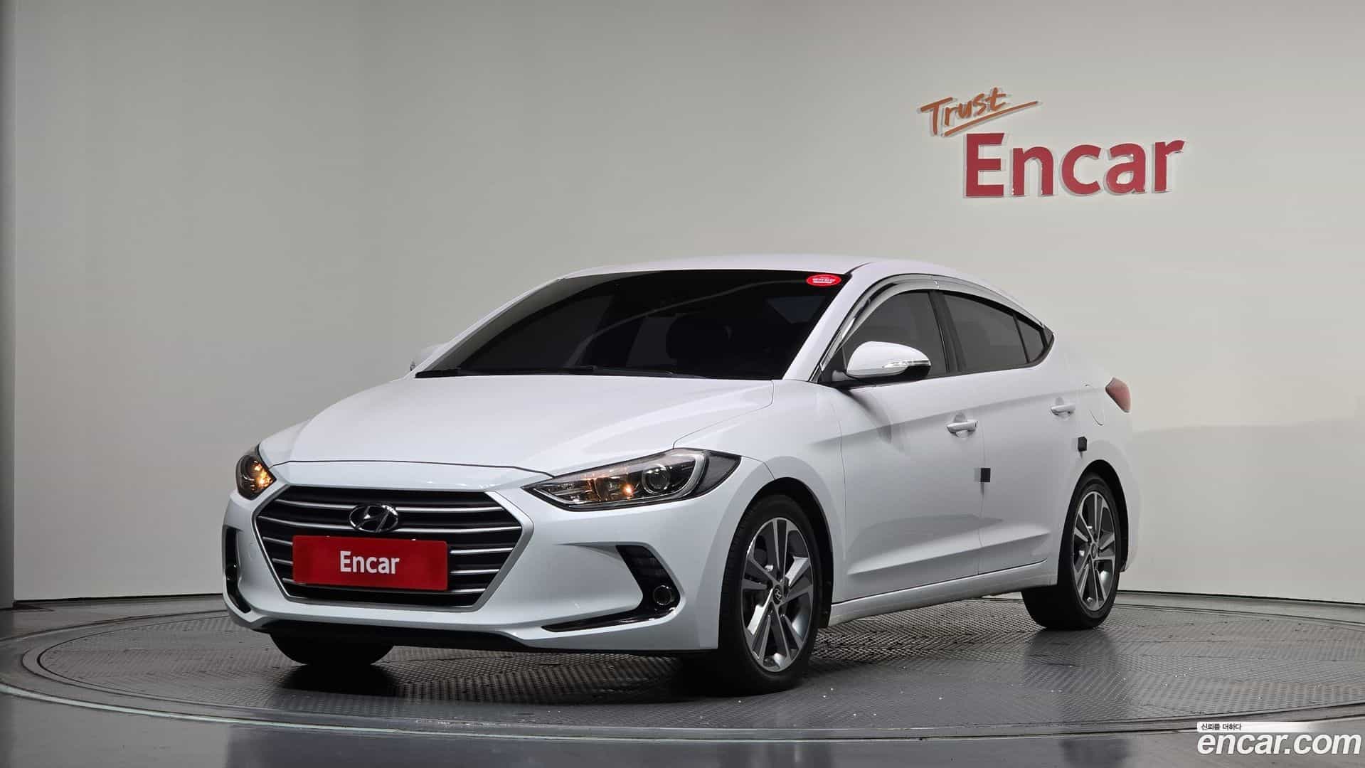 AVANTE Hyundai 2017.6-OUTER-001