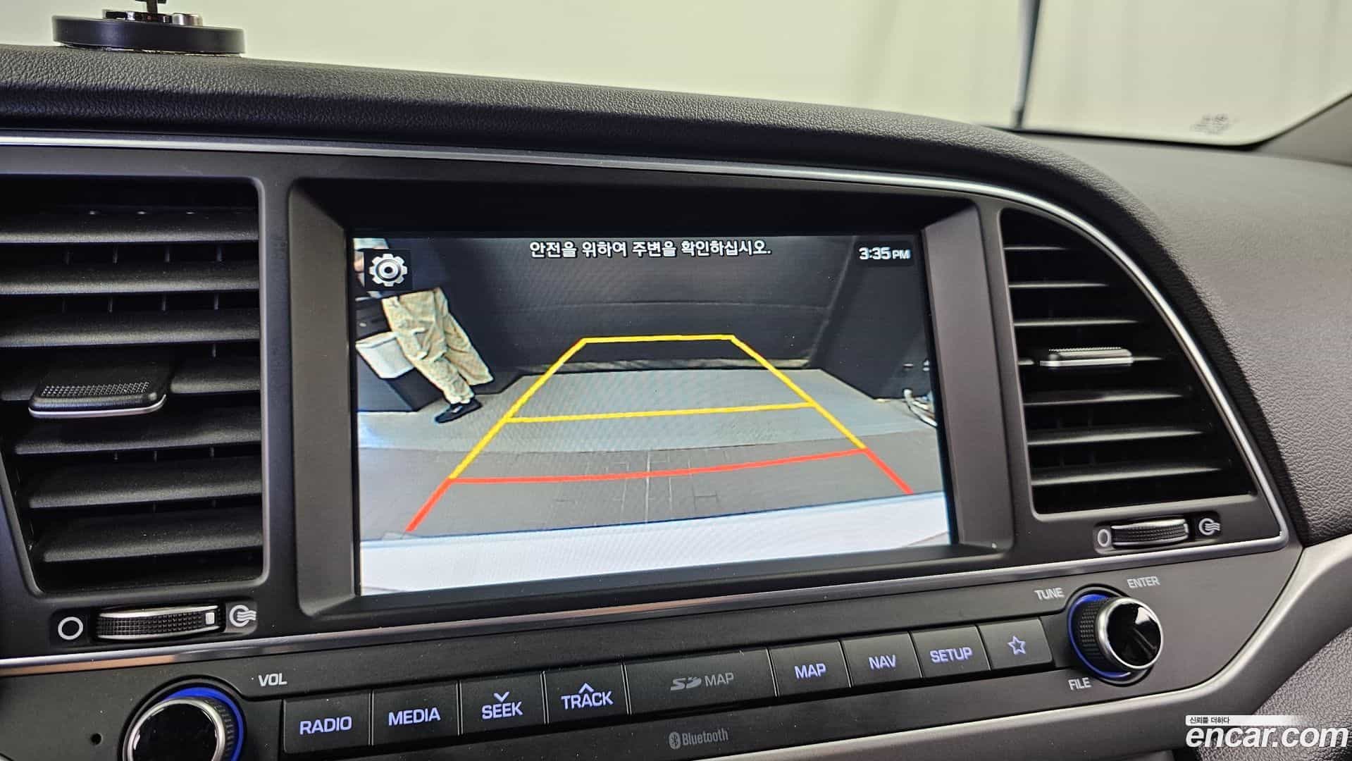 AVANTE Hyundai 2017.6-OPTION-019